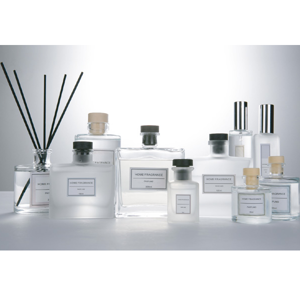 Attractive SQUARE BOTTLE-REED DIFFUSER SET
